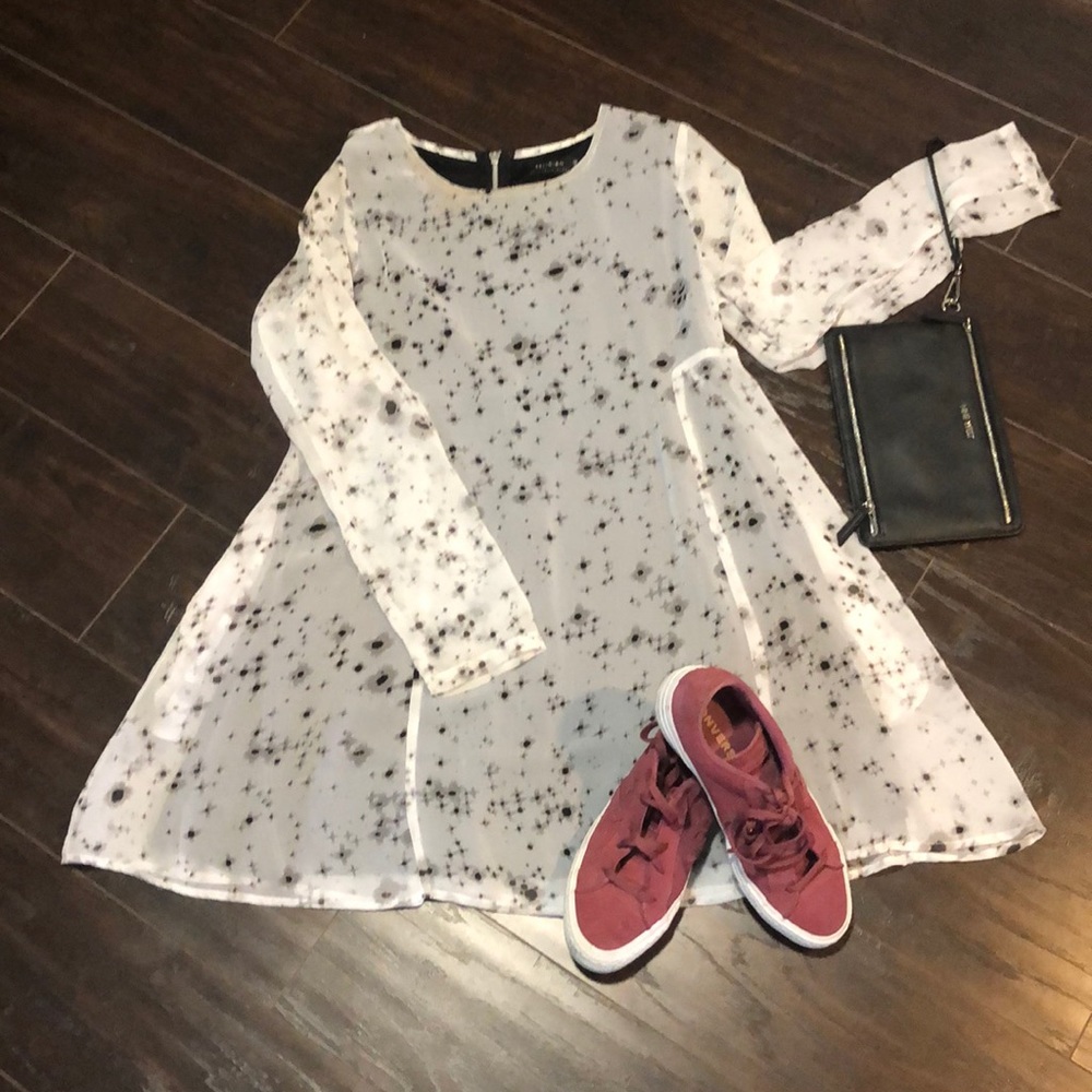 Religion sweet, sheer sleeved dress